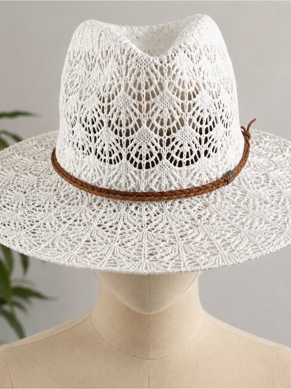 Horseshoe Lace Knit Panama Hat with Suede Cord -White